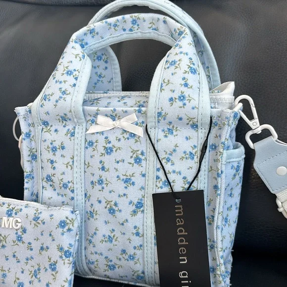 Viral Madden Girl Floral Mini Tote with Matching Coin Purse - Picture 2 of 14